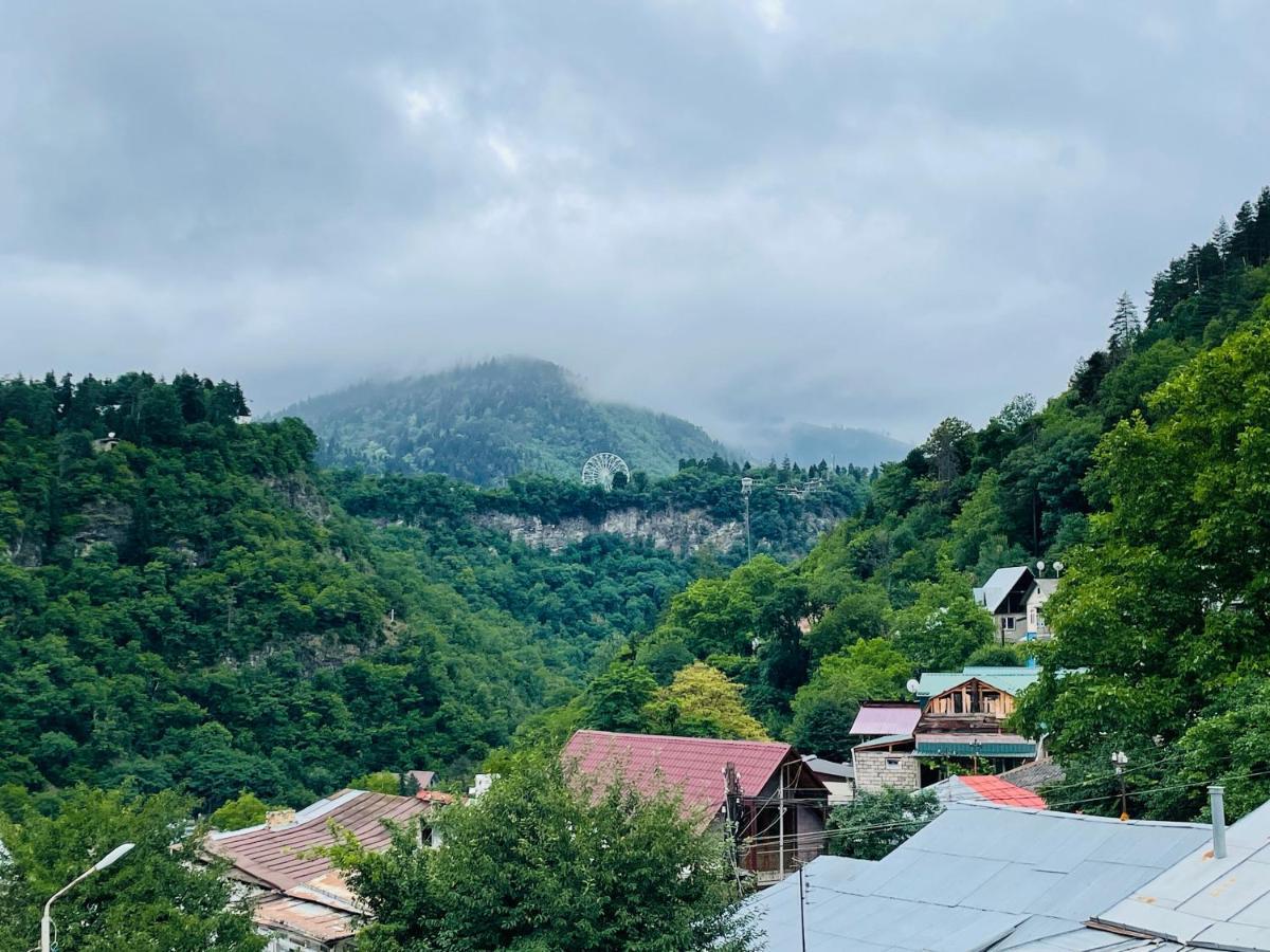 Happy Home Borjomi Esterno foto